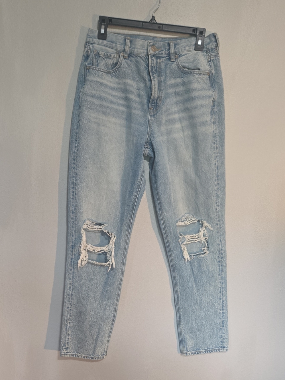 Womens American Eagle Outfitters Light Blue Boyfriend Jeans In Size 8 Long